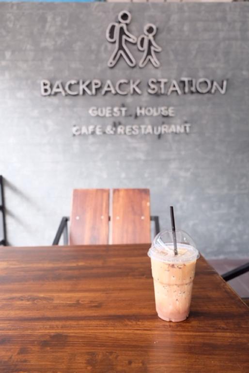 Backpack Station Hostel Bangkok Exterior photo